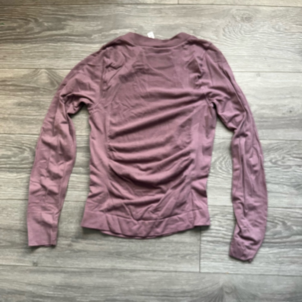 Athleta Mauve Purple Long Sleeve Fitted Tight Bodycon Yoga Workout Top Size M - Picture 2 of 7